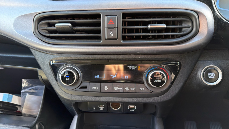 Hyundai i10 1.0 MPi Premium 5dr Petrol Hatchback